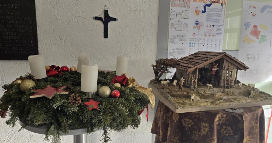 Krippe und Adventkranz MSK
